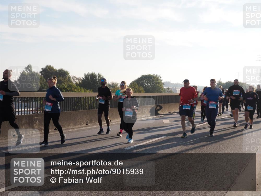 03.10.2025 - Köhlbrandbrückenlauf Fabian Wolf http://msf.ph/oto/9015939 03.10.2025 09:25:38 Position 3 2375 meine-sportfotos.de