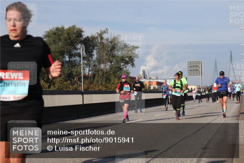 03.10.2025 - Köhlbrandbrückenlauf Luisa Fischer http://msf.ph/oto/9015941 03.10.2025 11:01:13 Position 3 1649 meine-sportfotos.de