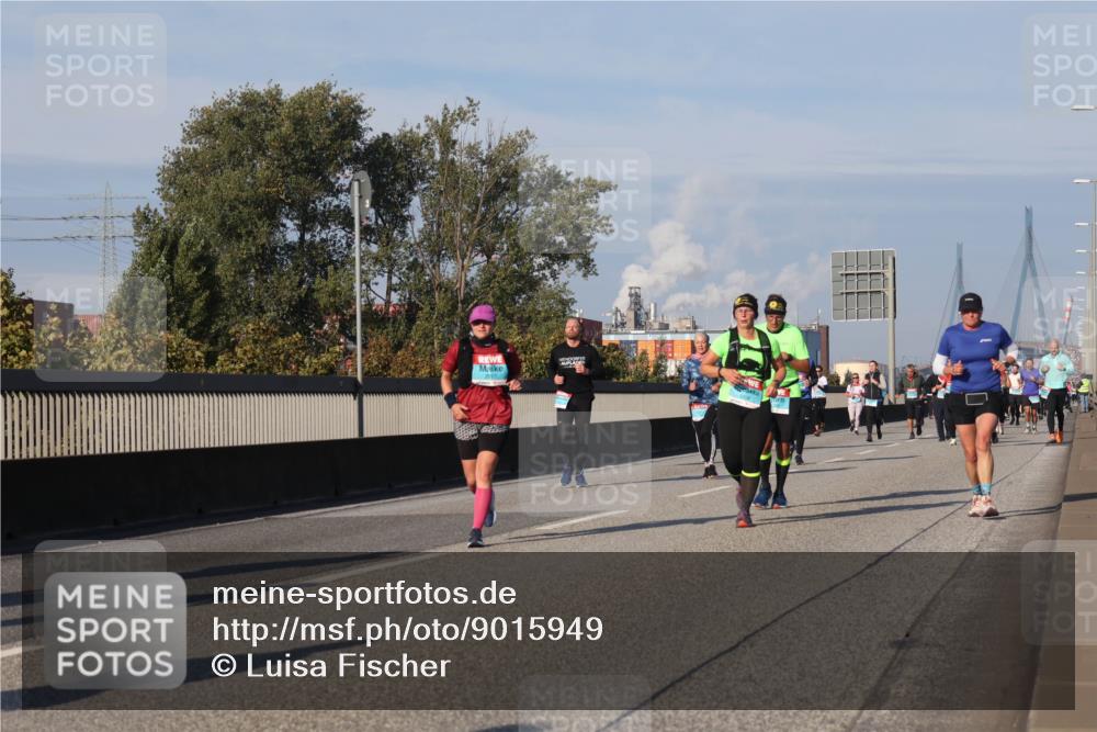 03.10.2025 - Köhlbrandbrückenlauf Luisa Fischer http://msf.ph/oto/9015949 03.10.2025 11:01:13 Position 3  meine-sportfotos.de