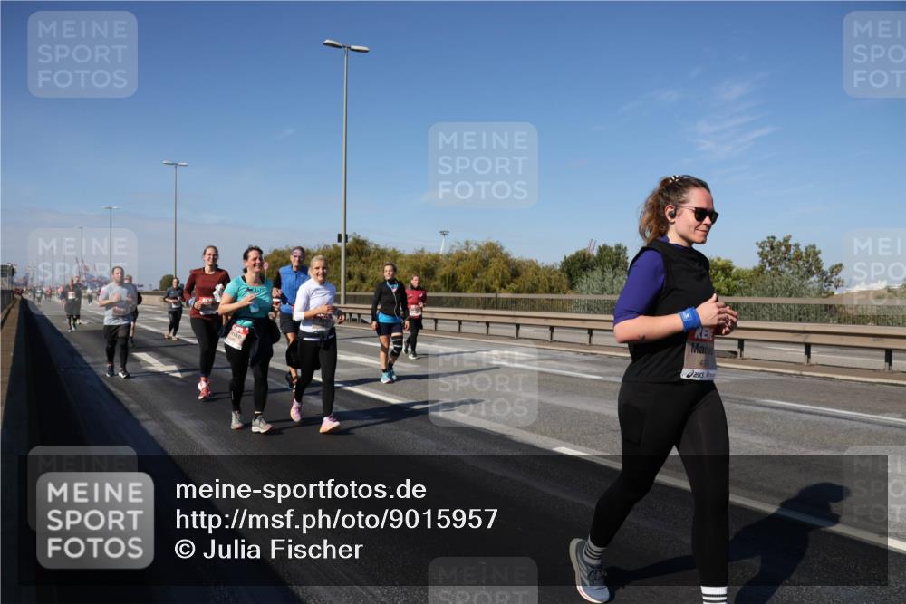 03.10.2025 - Köhlbrandbrückenlauf Julia Fischer http://msf.ph/oto/9015957 03.10.2025 13:15:47 Position 3 494 meine-sportfotos.de
