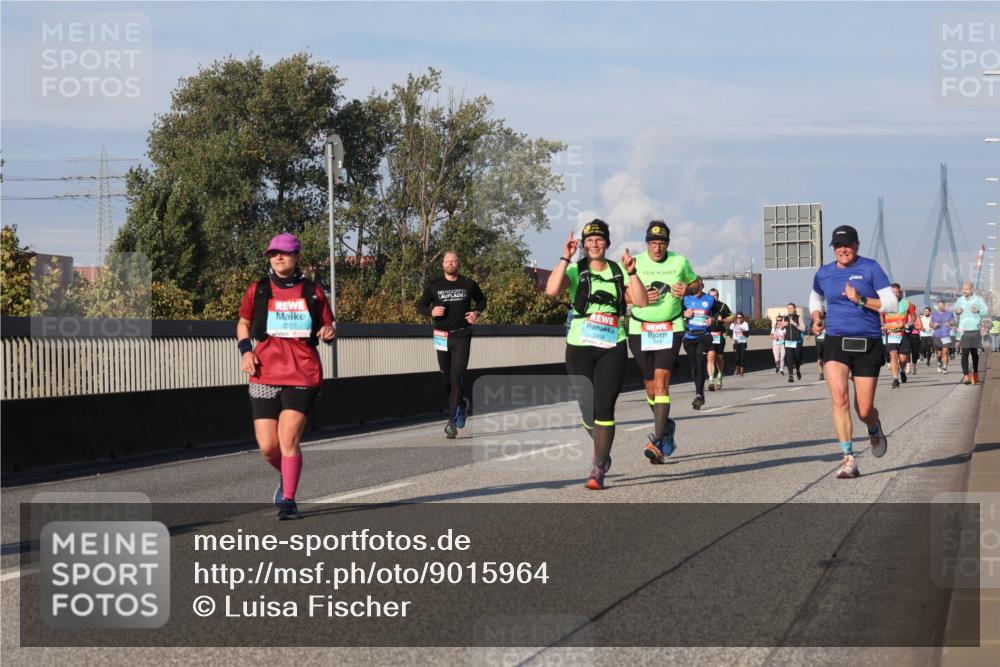03.10.2025 - Köhlbrandbrückenlauf Luisa Fischer http://msf.ph/oto/9015964 03.10.2025 11:01:15 Position 3 2017, 1956 meine-sportfotos.de