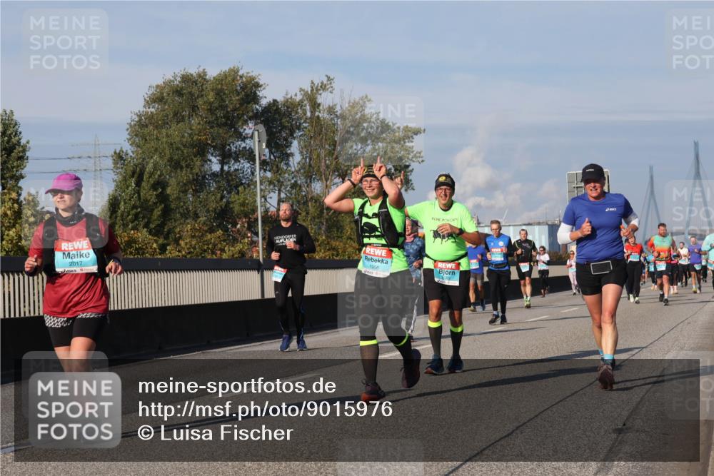 03.10.2025 - Köhlbrandbrückenlauf Luisa Fischer http://msf.ph/oto/9015976 03.10.2025 11:01:16 Position 3 2017, 1956 meine-sportfotos.de