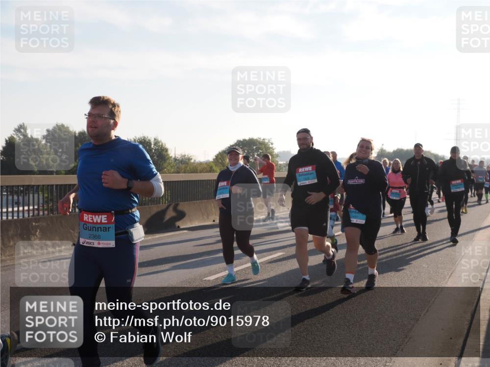 03.10.2025 - Köhlbrandbrückenlauf Fabian Wolf http://msf.ph/oto/9015978 03.10.2025 09:25:42 Position 3 2366, 1606, 1497 meine-sportfotos.de