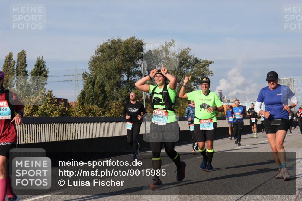 03.10.2025 - Köhlbrandbrückenlauf Luisa Fischer http://msf.ph/oto/9015985 03.10.2025 11:01:16 Position 3 17, 1956 meine-sportfotos.de