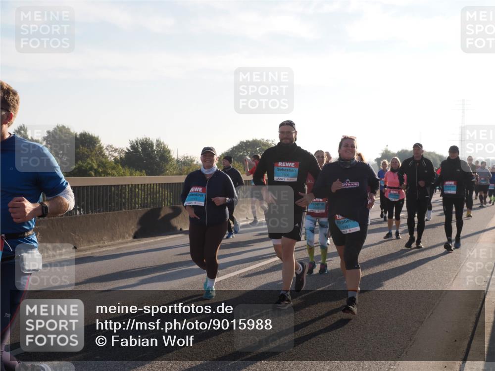 03.10.2025 - Köhlbrandbrückenlauf Fabian Wolf http://msf.ph/oto/9015988 03.10.2025 09:25:42 Position 3 2311, 1606, 1497 meine-sportfotos.de