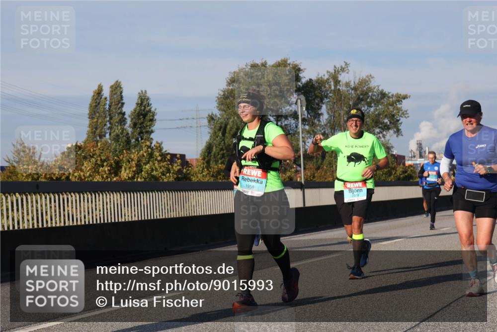 03.10.2025 - Köhlbrandbrückenlauf Luisa Fischer http://msf.ph/oto/9015993 03.10.2025 11:01:17 Position 3 1956, 2089 meine-sportfotos.de
