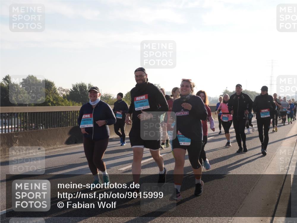 03.10.2025 - Köhlbrandbrückenlauf Fabian Wolf http://msf.ph/oto/9015999 03.10.2025 09:25:42 Position 3 2311, 1606, 1497 meine-sportfotos.de