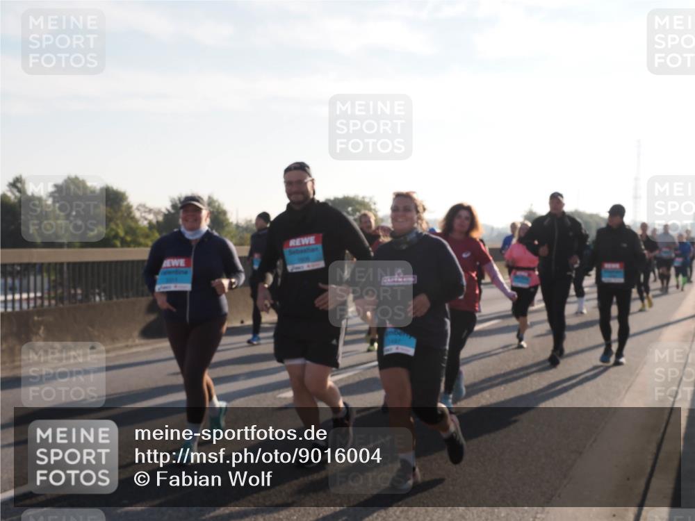 03.10.2025 - Köhlbrandbrückenlauf Fabian Wolf http://msf.ph/oto/9016004 03.10.2025 09:25:43 Position 3  meine-sportfotos.de