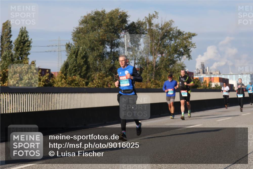 03.10.2025 - Köhlbrandbrückenlauf Luisa Fischer http://msf.ph/oto/9016025 03.10.2025 11:01:20 Position 3  meine-sportfotos.de