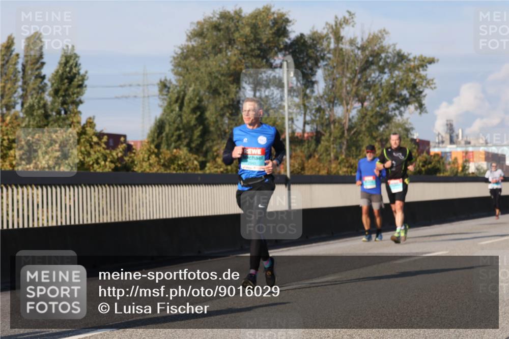 03.10.2025 - Köhlbrandbrückenlauf Luisa Fischer http://msf.ph/oto/9016029 03.10.2025 11:01:21 Position 3 2945 meine-sportfotos.de