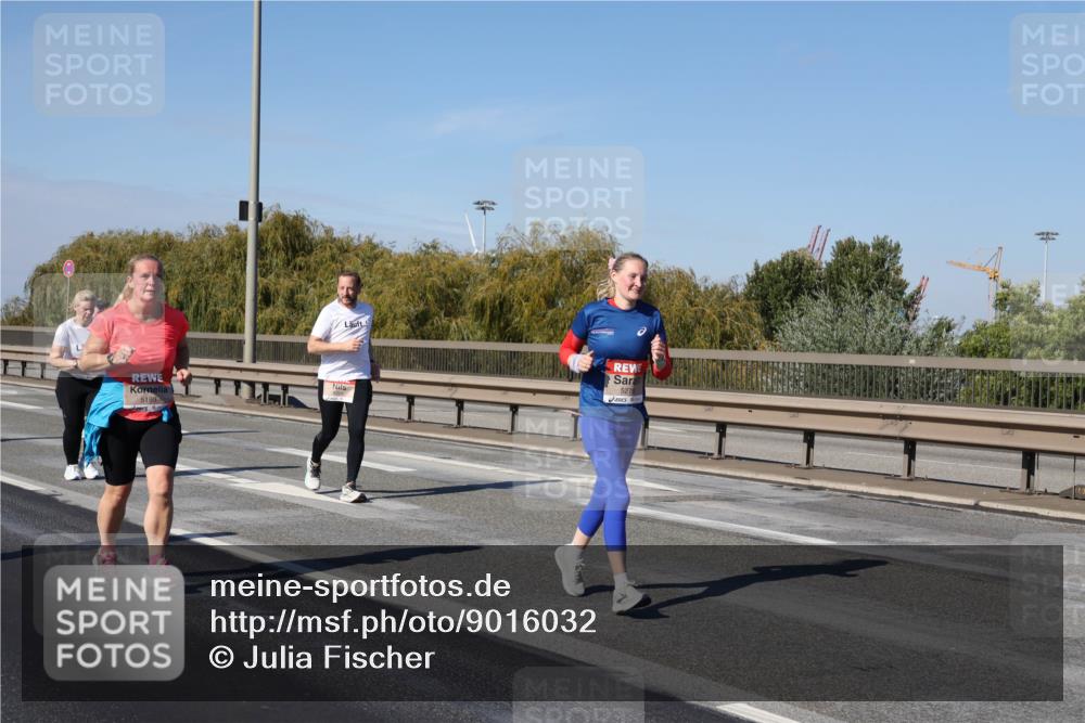03.10.2025 - Köhlbrandbrückenlauf Julia Fischer http://msf.ph/oto/9016032 03.10.2025 13:16:11 Position 3 5199, 5278 meine-sportfotos.de