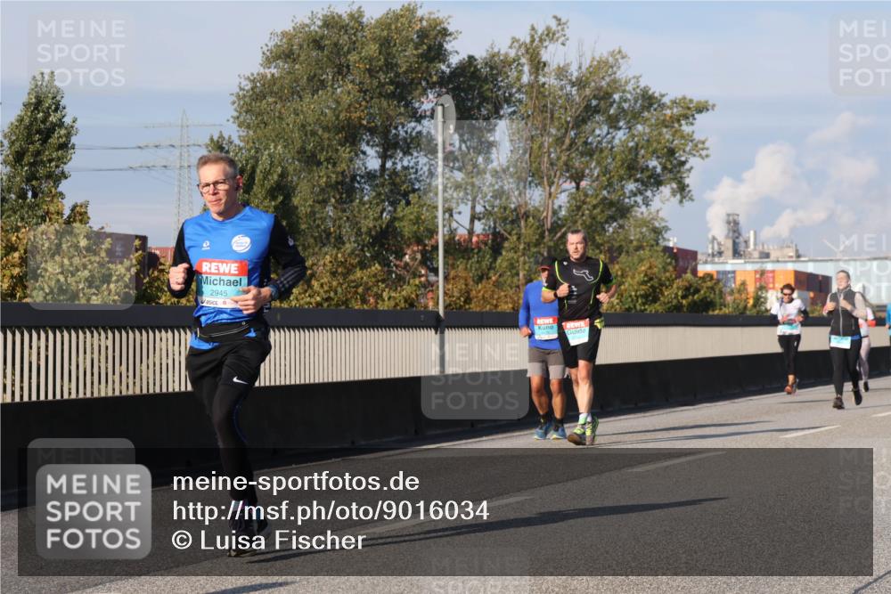 03.10.2025 - Köhlbrandbrückenlauf Luisa Fischer http://msf.ph/oto/9016034 03.10.2025 11:01:21 Position 3 2945 meine-sportfotos.de