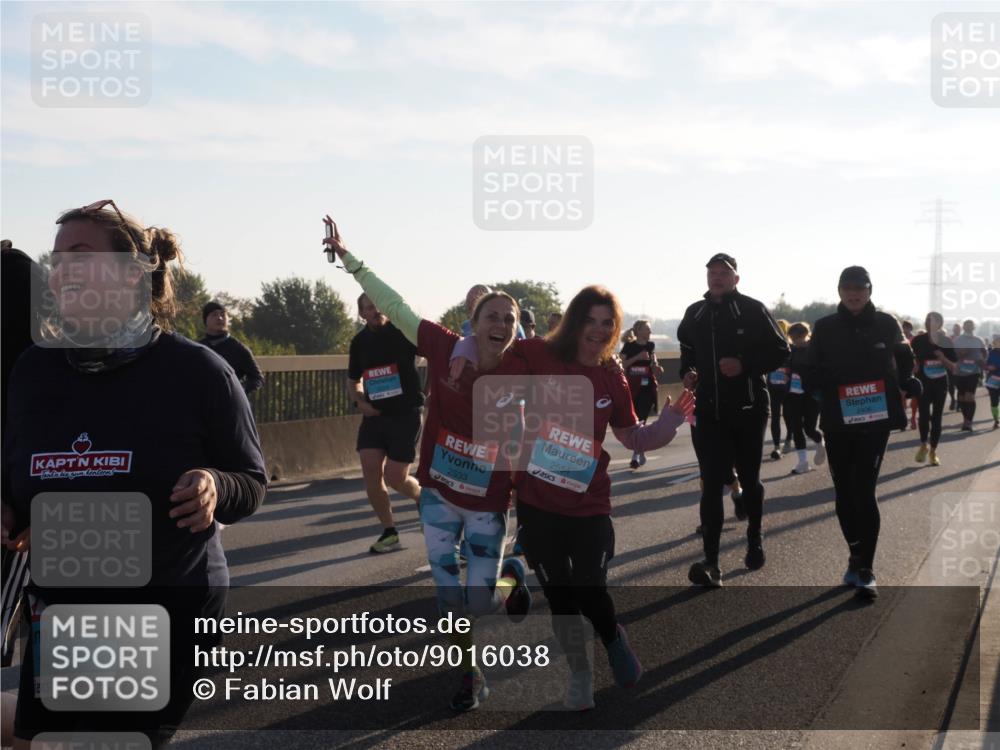 03.10.2025 - Köhlbrandbrückenlauf Fabian Wolf http://msf.ph/oto/9016038 03.10.2025 09:25:44 Position 3 1497, 2533, 2554 meine-sportfotos.de