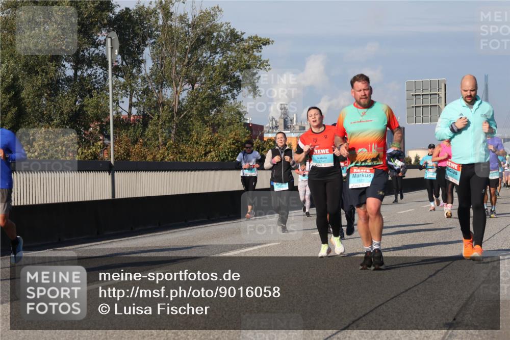 03.10.2025 - Köhlbrandbrückenlauf Luisa Fischer http://msf.ph/oto/9016058 03.10.2025 11:01:25 Position 3 200, 3747, 1573 meine-sportfotos.de