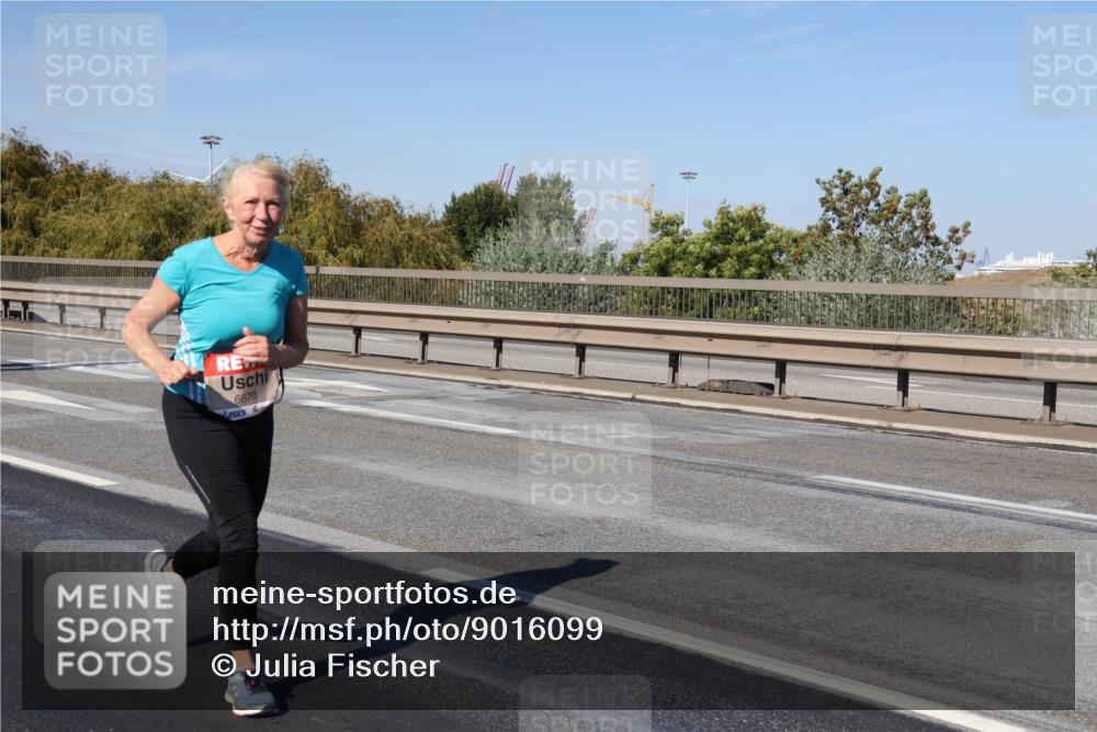 03.10.2025 - Köhlbrandbrückenlauf Julia Fischer http://msf.ph/oto/9016099 03.10.2025 13:16:31 Position 3 6670 meine-sportfotos.de