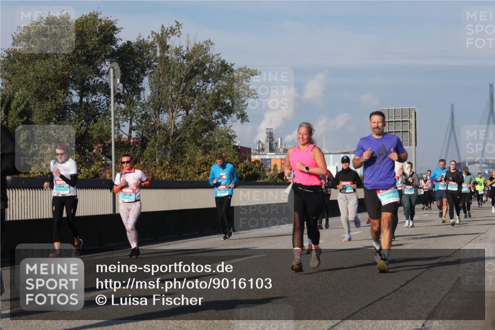 03.10.2025 - Köhlbrandbrückenlauf Luisa Fischer http://msf.ph/oto/9016103 03.10.2025 11:01:30 Position 3 1212 meine-sportfotos.de