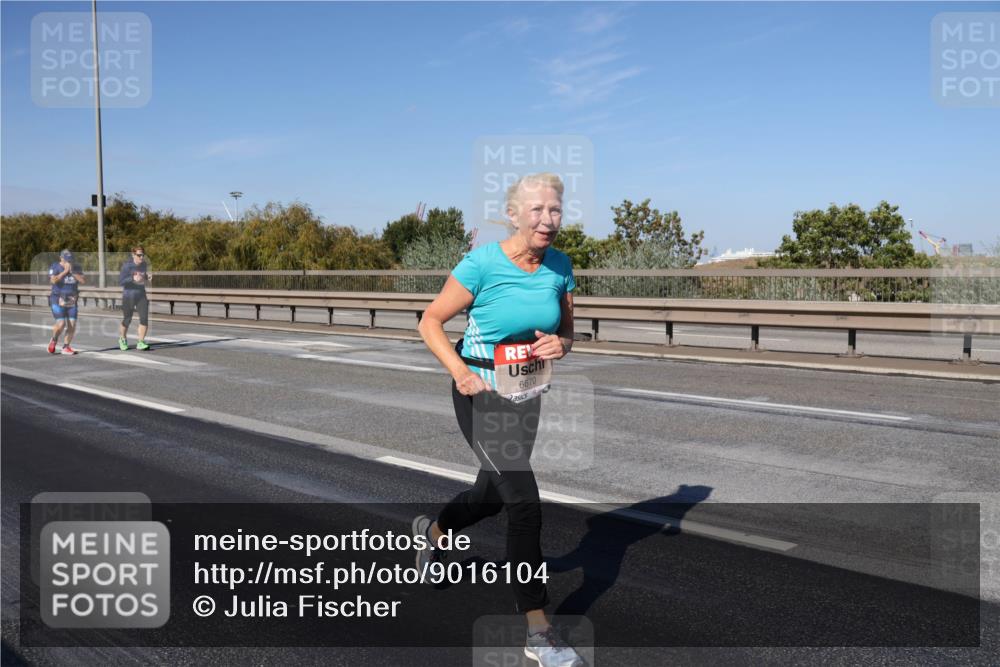 03.10.2025 - Köhlbrandbrückenlauf Julia Fischer http://msf.ph/oto/9016104 03.10.2025 13:16:32 Position 3 6670 meine-sportfotos.de