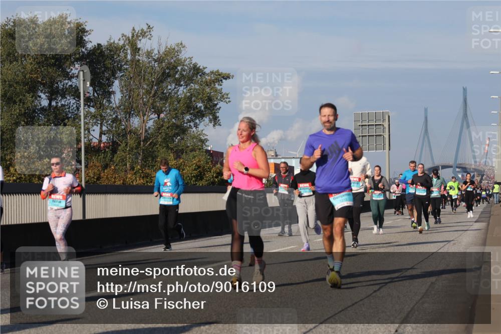 03.10.2025 - Köhlbrandbrückenlauf Luisa Fischer http://msf.ph/oto/9016109 03.10.2025 11:01:30 Position 3 1212 meine-sportfotos.de