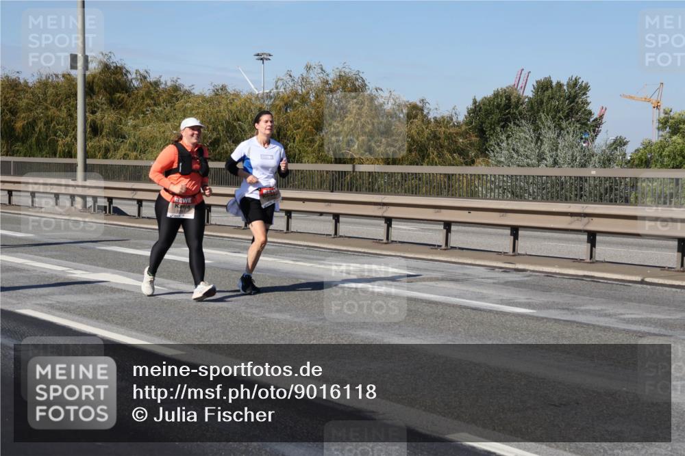 03.10.2025 - Köhlbrandbrückenlauf Julia Fischer http://msf.ph/oto/9016118 03.10.2025 13:16:42 Position 3  meine-sportfotos.de