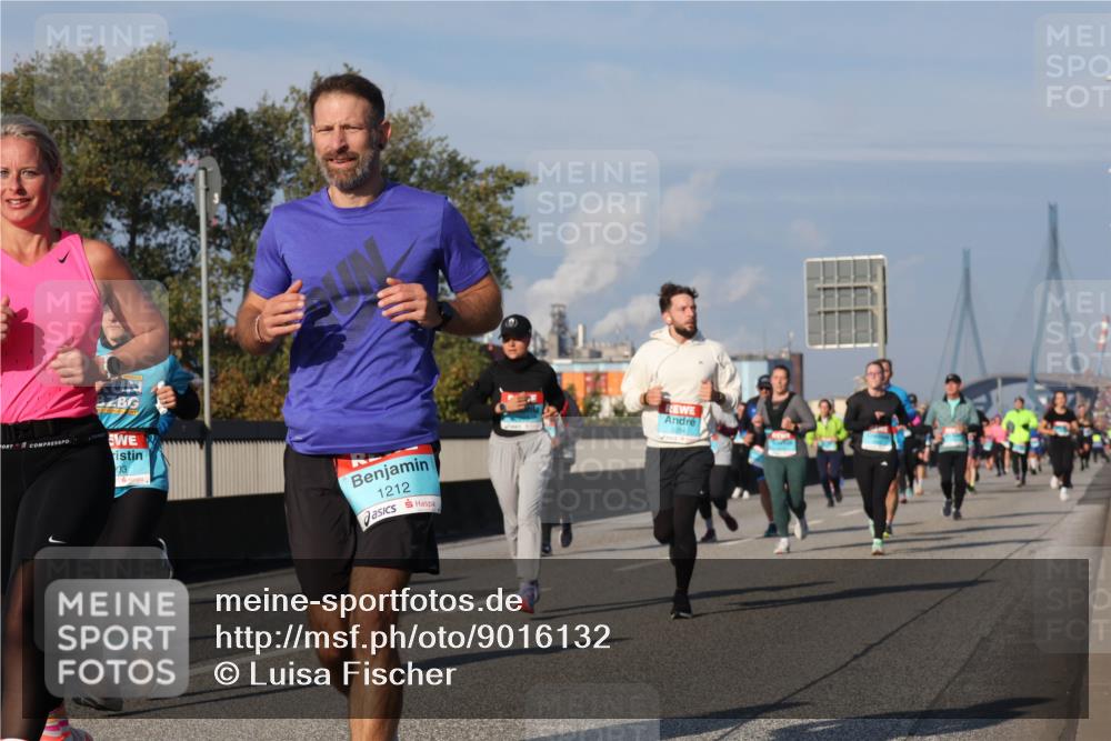 03.10.2025 - Köhlbrandbrückenlauf Luisa Fischer http://msf.ph/oto/9016132 03.10.2025 11:01:33 Position 3 03, 1212 meine-sportfotos.de