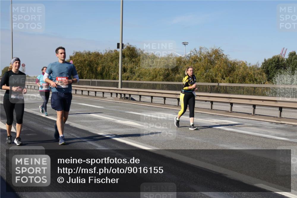 03.10.2025 - Köhlbrandbrückenlauf Julia Fischer http://msf.ph/oto/9016155 03.10.2025 13:16:48 Position 3  meine-sportfotos.de