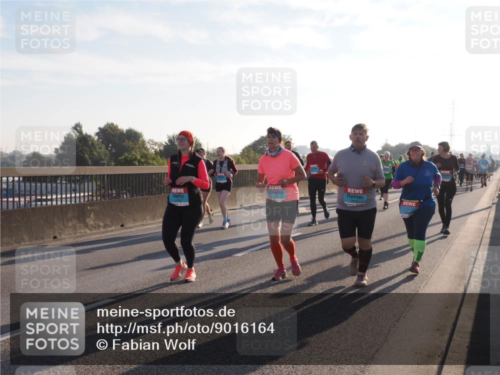 03.10.2025 - Köhlbrandbrückenlauf Fabian Wolf http://msf.ph/oto/9016164 03.10.2025 09:25:52 Position 3 2612, 2613 meine-sportfotos.de