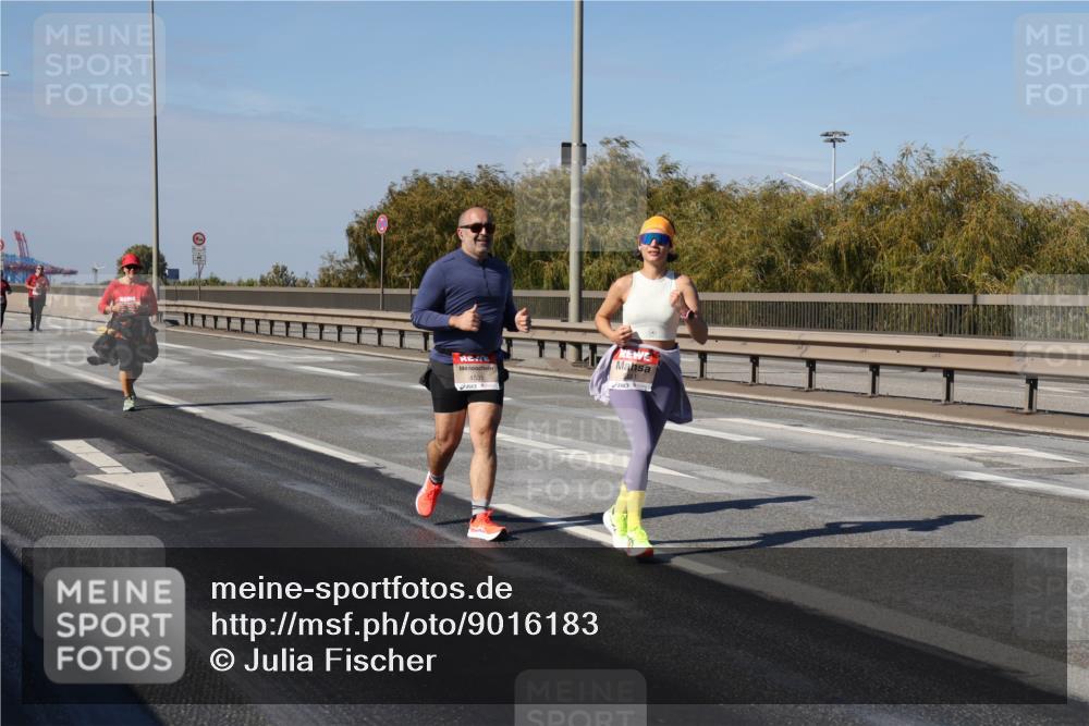 03.10.2025 - Köhlbrandbrückenlauf Julia Fischer http://msf.ph/oto/9016183 03.10.2025 13:16:58 Position 3 4531 meine-sportfotos.de