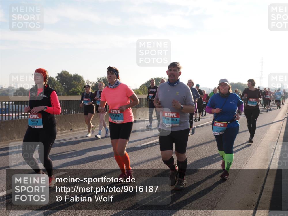 03.10.2025 - Köhlbrandbrückenlauf Fabian Wolf http://msf.ph/oto/9016187 03.10.2025 09:25:52 Position 3 3199, 2612, 2613, 381 meine-sportfotos.de