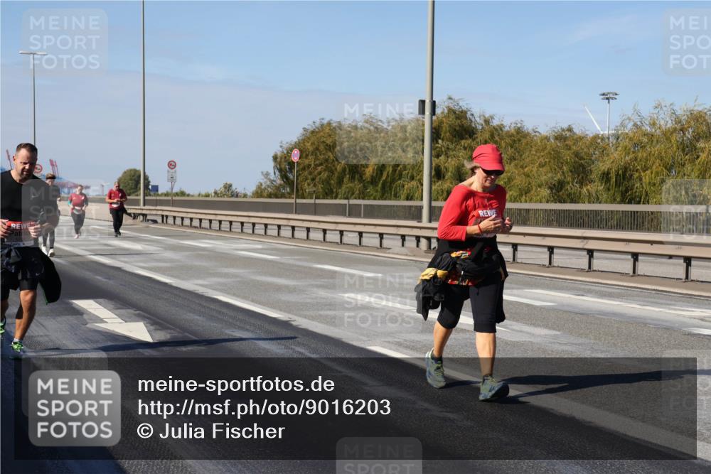03.10.2025 - Köhlbrandbrückenlauf Julia Fischer http://msf.ph/oto/9016203 03.10.2025 13:17:03 Position 3 5176 meine-sportfotos.de