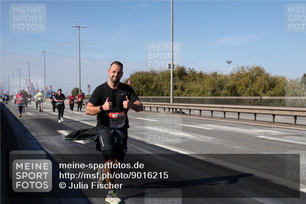 03.10.2025 - Köhlbrandbrückenlauf Julia Fischer http://msf.ph/oto/9016215 03.10.2025 13:17:06 Position 3 5176 meine-sportfotos.de