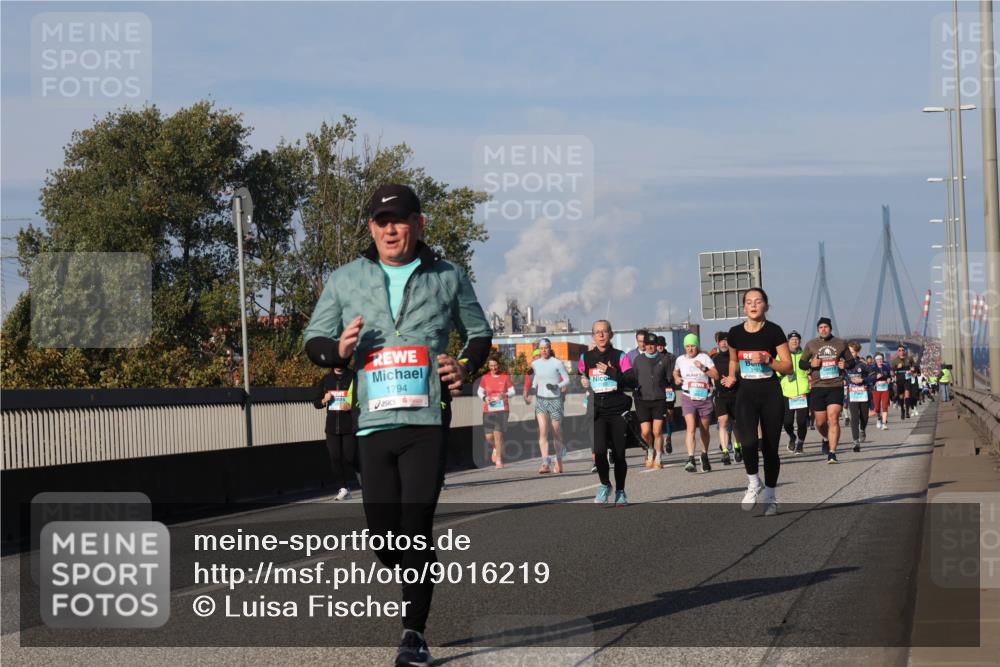 03.10.2025 - Köhlbrandbrückenlauf Luisa Fischer http://msf.ph/oto/9016219 03.10.2025 11:01:43 Position 3 1794 meine-sportfotos.de