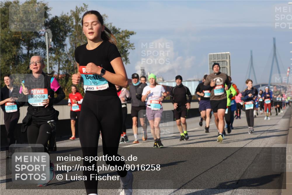 03.10.2025 - Köhlbrandbrückenlauf Luisa Fischer http://msf.ph/oto/9016258 03.10.2025 11:01:46 Position 3 2789, 3125 meine-sportfotos.de