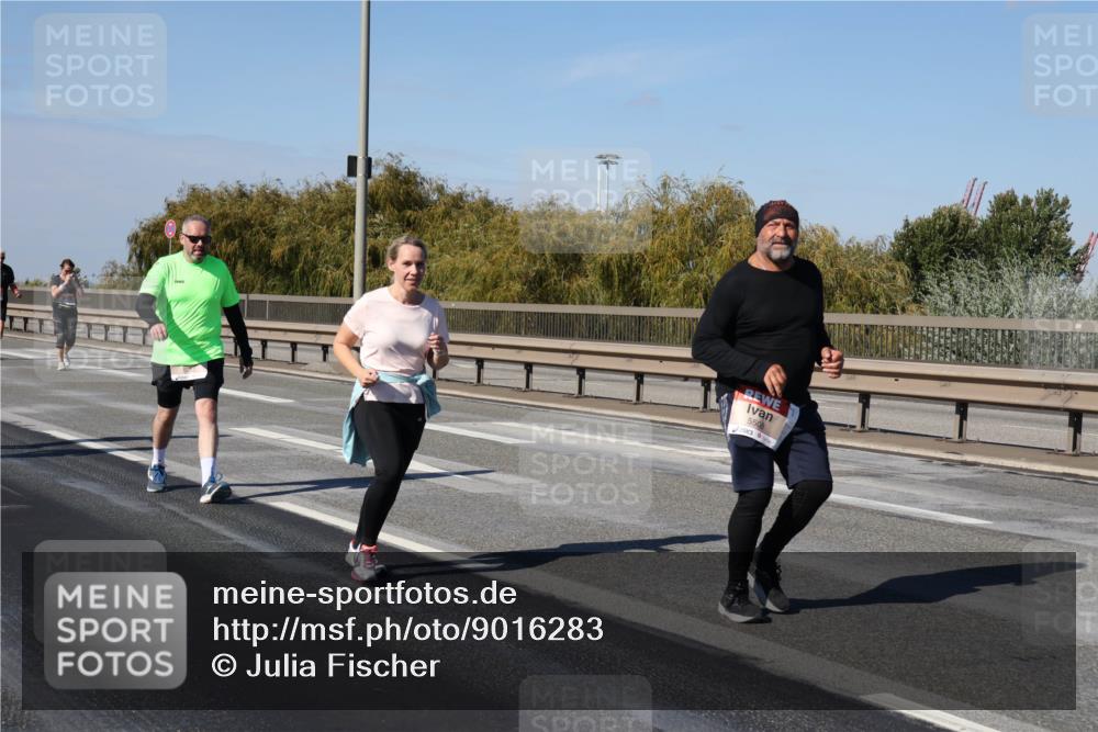03.10.2025 - Köhlbrandbrückenlauf Julia Fischer http://msf.ph/oto/9016283 03.10.2025 13:17:34 Position 3 5508 meine-sportfotos.de