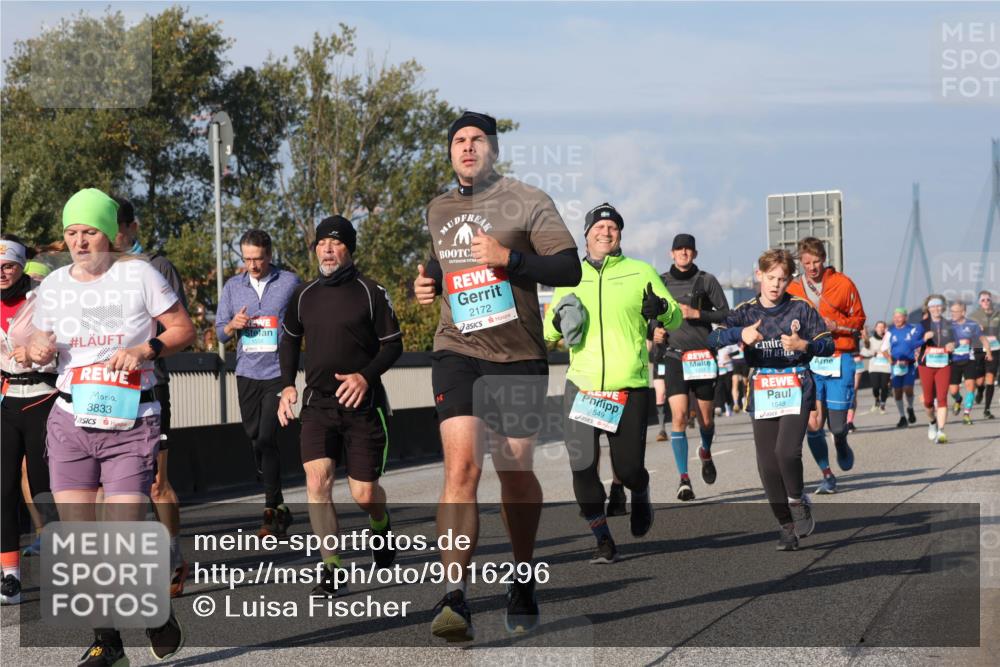 03.10.2025 - Köhlbrandbrückenlauf Luisa Fischer http://msf.ph/oto/9016296 03.10.2025 11:01:50 Position 3 3833, 2172, 1549, 1001, 1548 meine-sportfotos.de