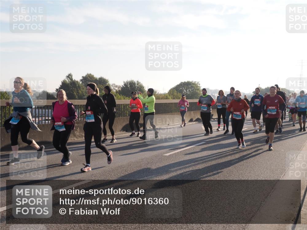 03.10.2025 - Köhlbrandbrückenlauf Fabian Wolf http://msf.ph/oto/9016360 03.10.2025 09:25:59 Position 3  meine-sportfotos.de