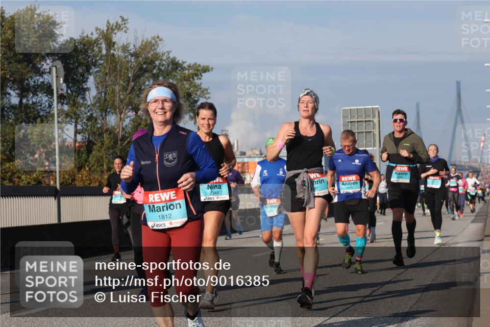 03.10.2025 - Köhlbrandbrückenlauf Luisa Fischer http://msf.ph/oto/9016385 03.10.2025 11:01:58 Position 3 1812, 2349, 247, 3506 meine-sportfotos.de