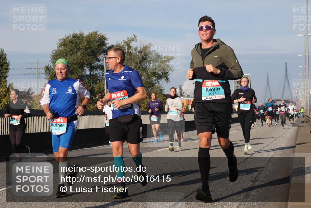 03.10.2025 - Köhlbrandbrückenlauf Luisa Fischer http://msf.ph/oto/9016415 03.10.2025 11:02:02 Position 3 3505, 2965 meine-sportfotos.de