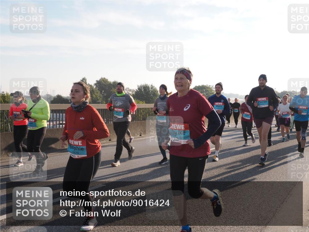 03.10.2025 - Köhlbrandbrückenlauf Fabian Wolf http://msf.ph/oto/9016424 03.10.2025 09:26:01 Position 3 3479, 2371, 478 meine-sportfotos.de