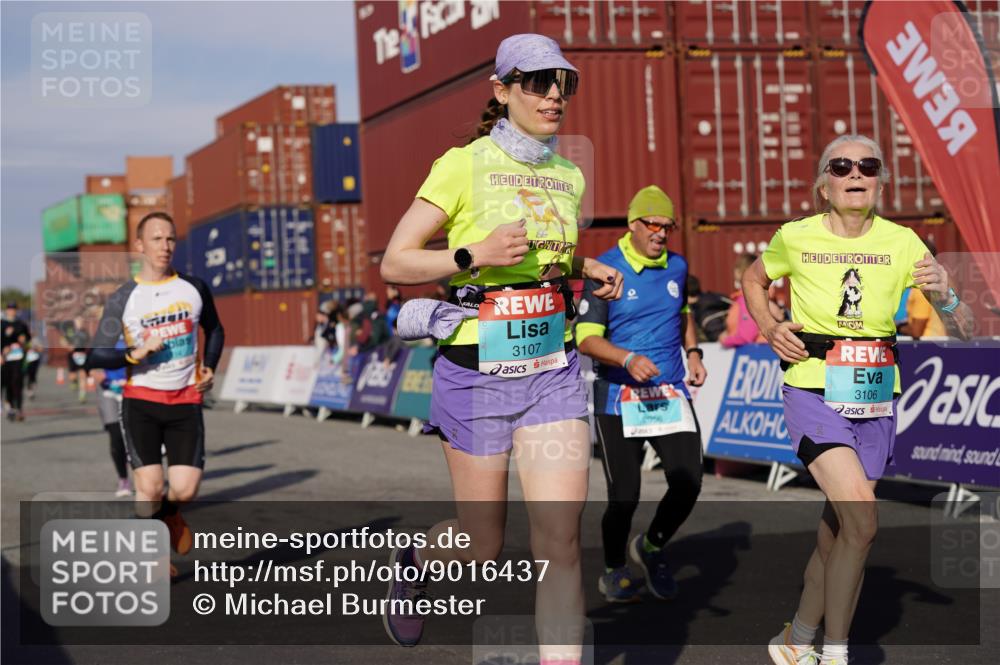 03.10.2025 - Köhlbrandbrückenlauf Michael Burmester http://msf.ph/oto/9016437 03.10.2025 10:15:46 Ziel 1314, 1446, 1529, 1537, 1745, 1796, 1979, 2056, 2155, 2758, 2813, 2816, 2954, 2956, 3106, 3107, 3276, 3580, 3725, 3748, 3816, 3827 meine-sportfotos.de