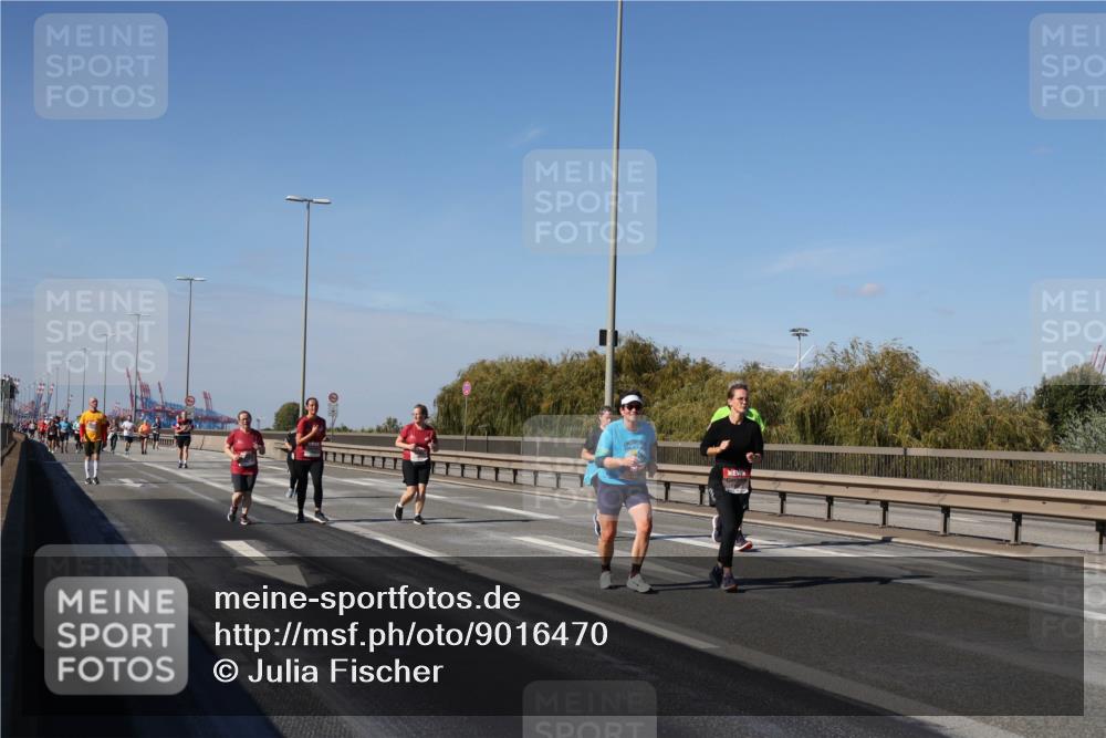 03.10.2025 - Köhlbrandbrückenlauf Julia Fischer http://msf.ph/oto/9016470 03.10.2025 13:18:34 Position 3  meine-sportfotos.de