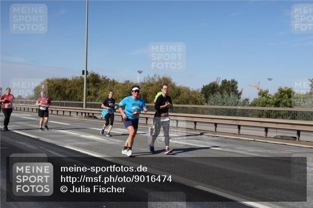 03.10.2025 - Köhlbrandbrückenlauf Julia Fischer http://msf.ph/oto/9016474 03.10.2025 13:18:35 Position 3  meine-sportfotos.de