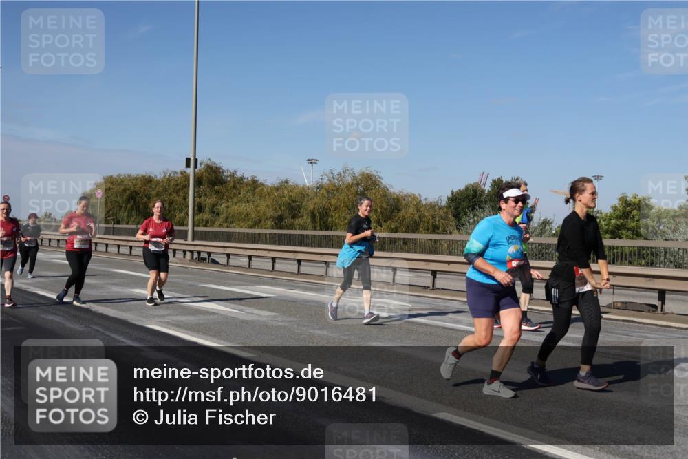 03.10.2025 - Köhlbrandbrückenlauf Julia Fischer http://msf.ph/oto/9016481 03.10.2025 13:18:37 Position 3  meine-sportfotos.de