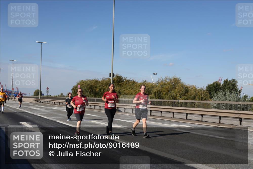 03.10.2025 - Köhlbrandbrückenlauf Julia Fischer http://msf.ph/oto/9016489 03.10.2025 13:18:38 Position 3  meine-sportfotos.de
