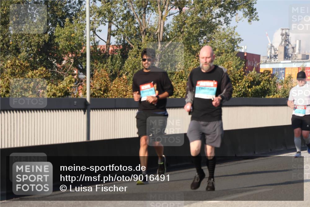 03.10.2025 - Köhlbrandbrückenlauf Luisa Fischer http://msf.ph/oto/9016491 03.10.2025 11:02:09 Position 3  meine-sportfotos.de