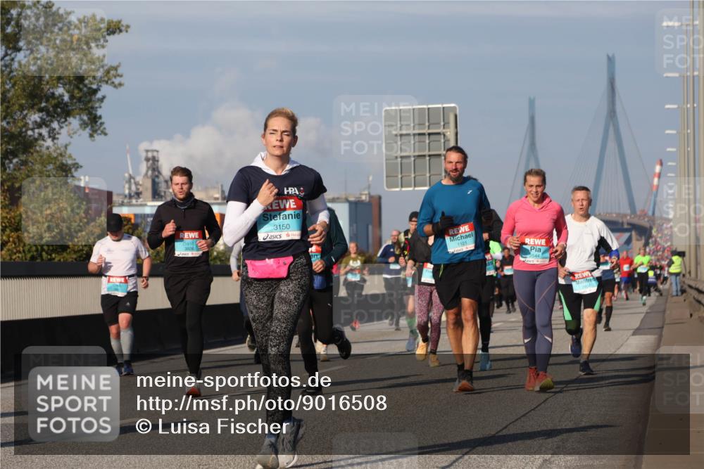 03.10.2025 - Köhlbrandbrückenlauf Luisa Fischer http://msf.ph/oto/9016508 03.10.2025 11:02:11 Position 3 3826, 3150, 1121, 2544 meine-sportfotos.de