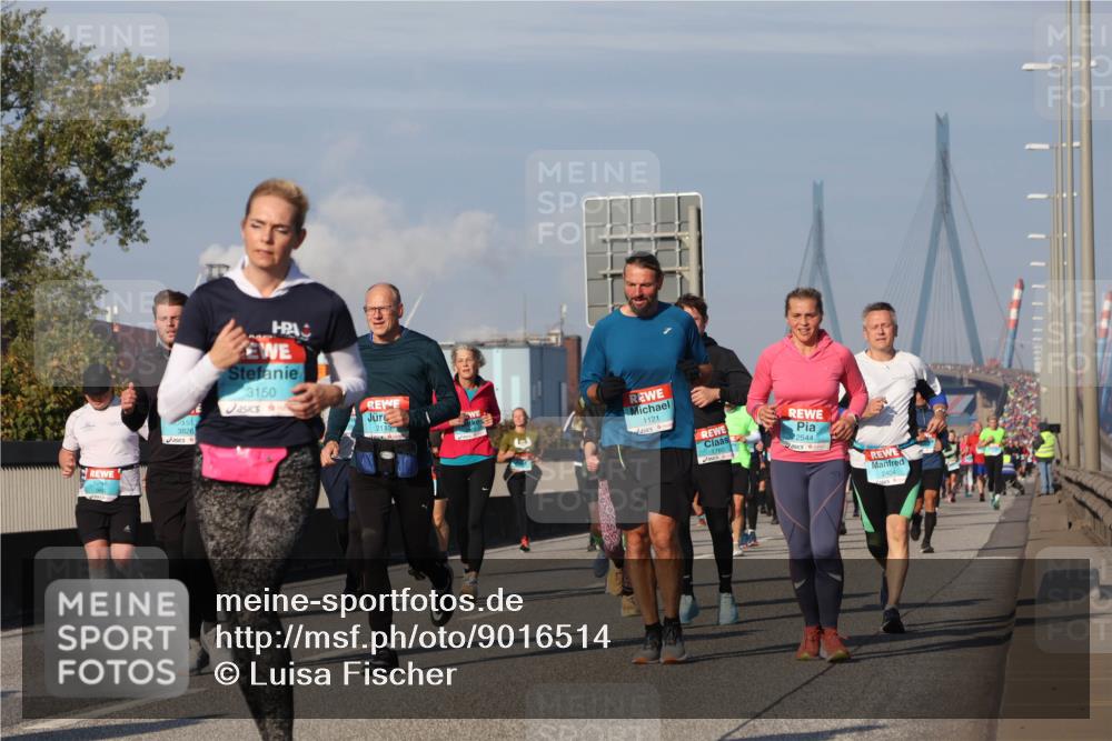 03.10.2025 - Köhlbrandbrückenlauf Luisa Fischer http://msf.ph/oto/9016514 03.10.2025 11:02:12 Position 3 3150, 2113, 3826, 1121, 1760, 2544, 2404 meine-sportfotos.de