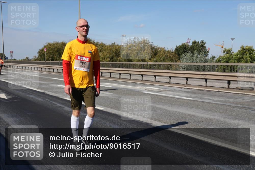 03.10.2025 - Köhlbrandbrückenlauf Julia Fischer http://msf.ph/oto/9016517 03.10.2025 13:18:50 Position 3 6245 meine-sportfotos.de