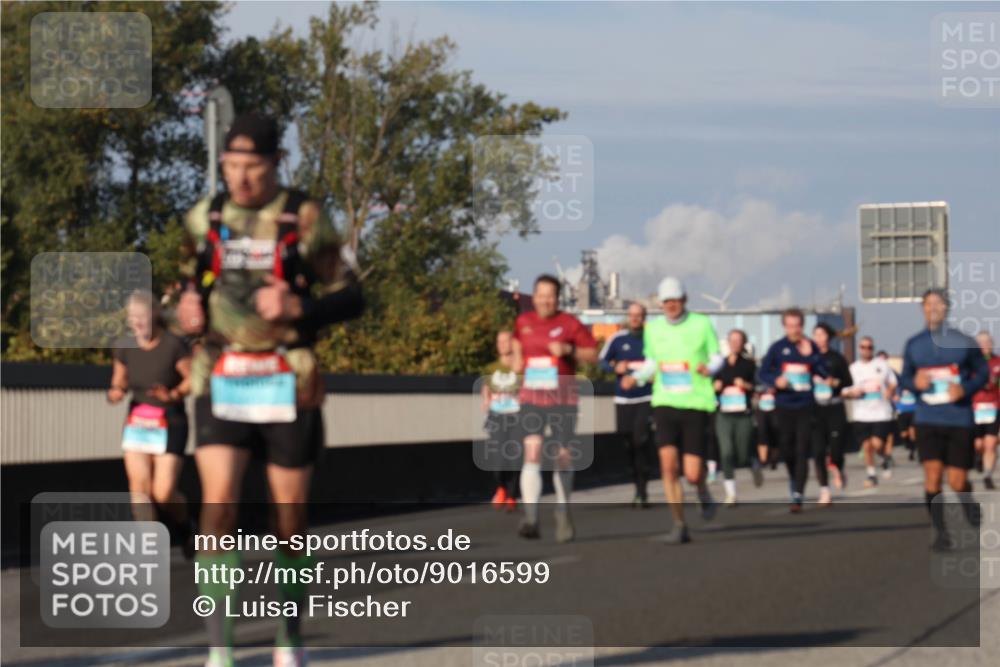 03.10.2025 - Köhlbrandbrückenlauf Luisa Fischer http://msf.ph/oto/9016599 03.10.2025 11:02:21 Position 3  meine-sportfotos.de