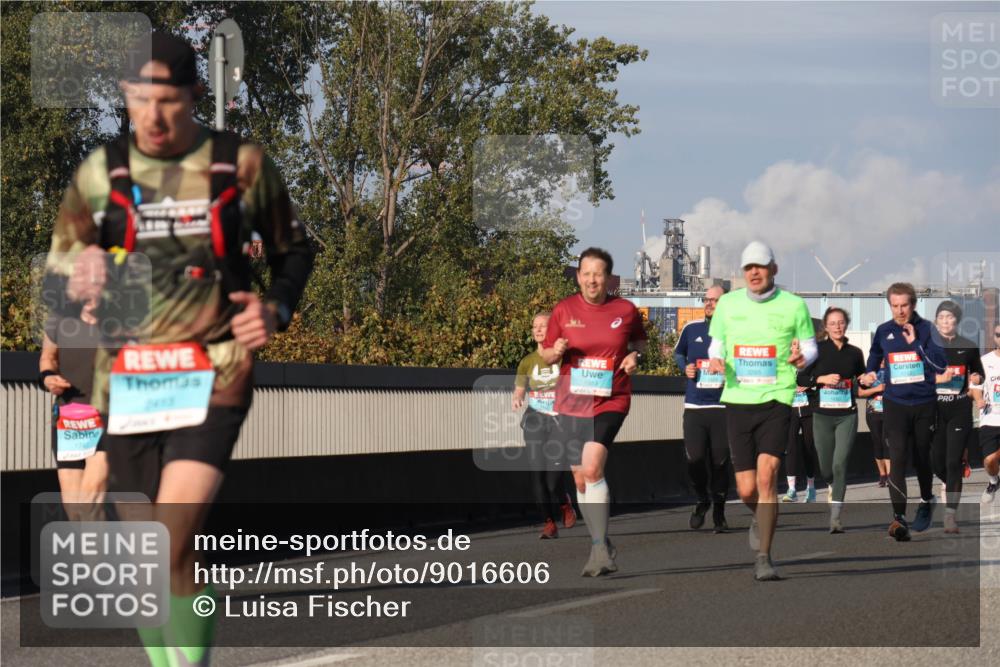 03.10.2025 - Köhlbrandbrückenlauf Luisa Fischer http://msf.ph/oto/9016606 03.10.2025 11:02:21 Position 3 174, 1883 meine-sportfotos.de