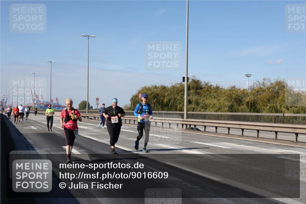 03.10.2025 - Köhlbrandbrückenlauf Julia Fischer http://msf.ph/oto/9016609 03.10.2025 13:19:11 Position 3  meine-sportfotos.de